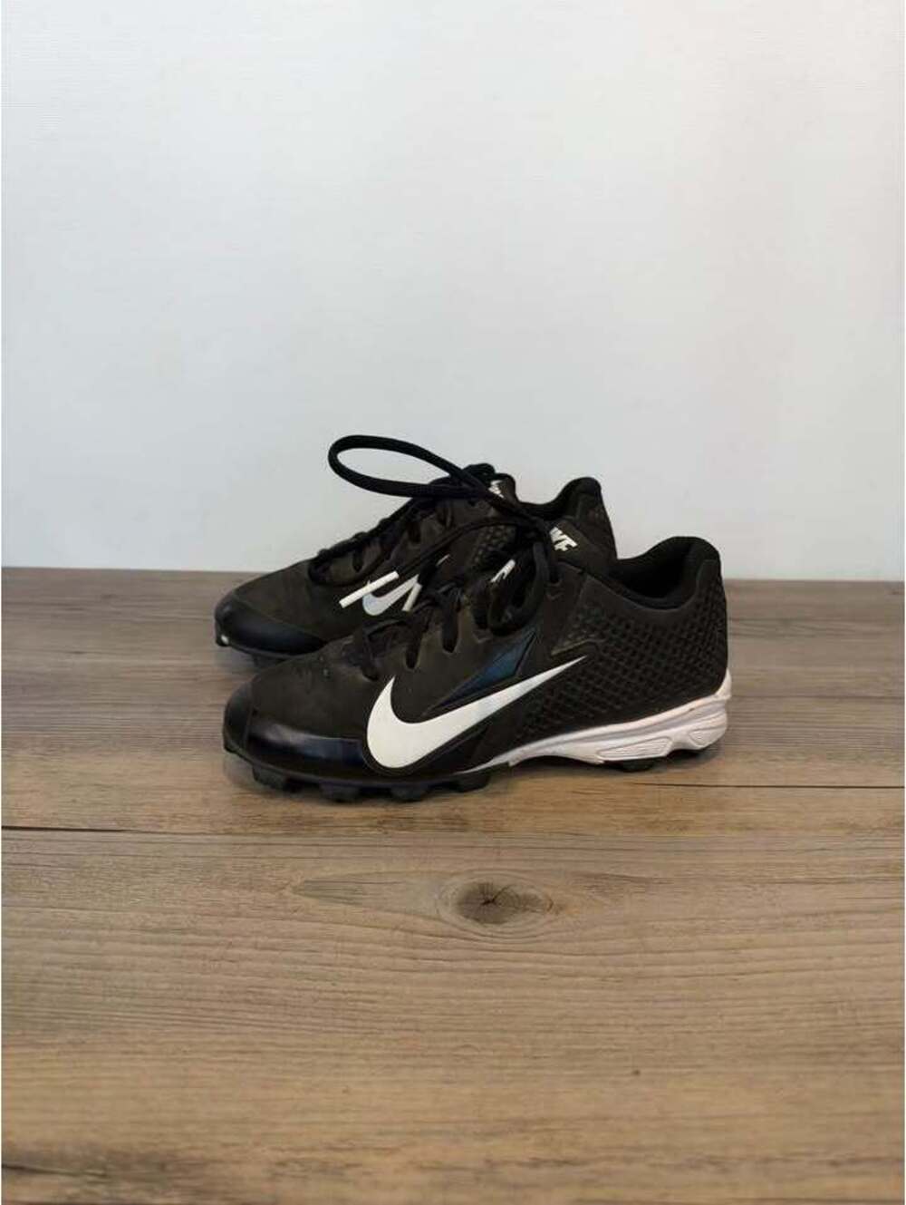 Nike Youth Vapor Keystone Low Baseball Cleats Size 1Y 555997-010